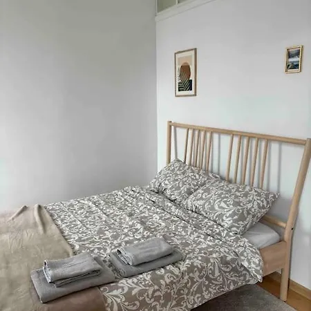 Centrum, Przestronne I Zadbane Mieszkanie * Warszawa