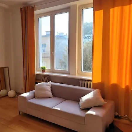 Centrum, Przestronne I Zadbane Mieszkanie *